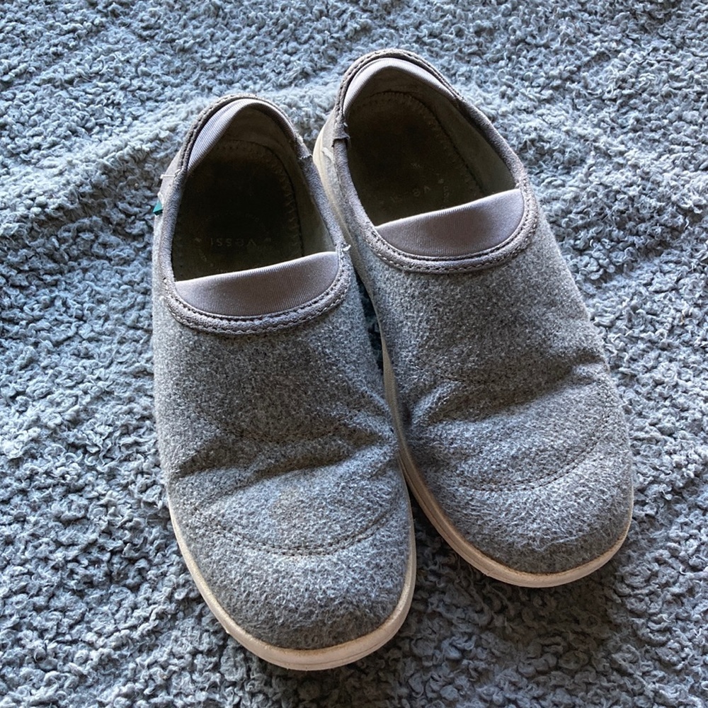 Vessi Grey Sunday Waterproof Slippers Size 7
